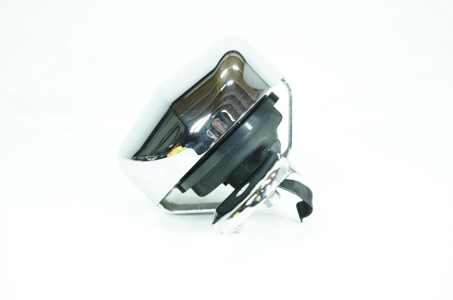 2012 Harley-Davidson Touring FLHX - Horn Signal Klaxon Chrome Cover PN: 69060-90F