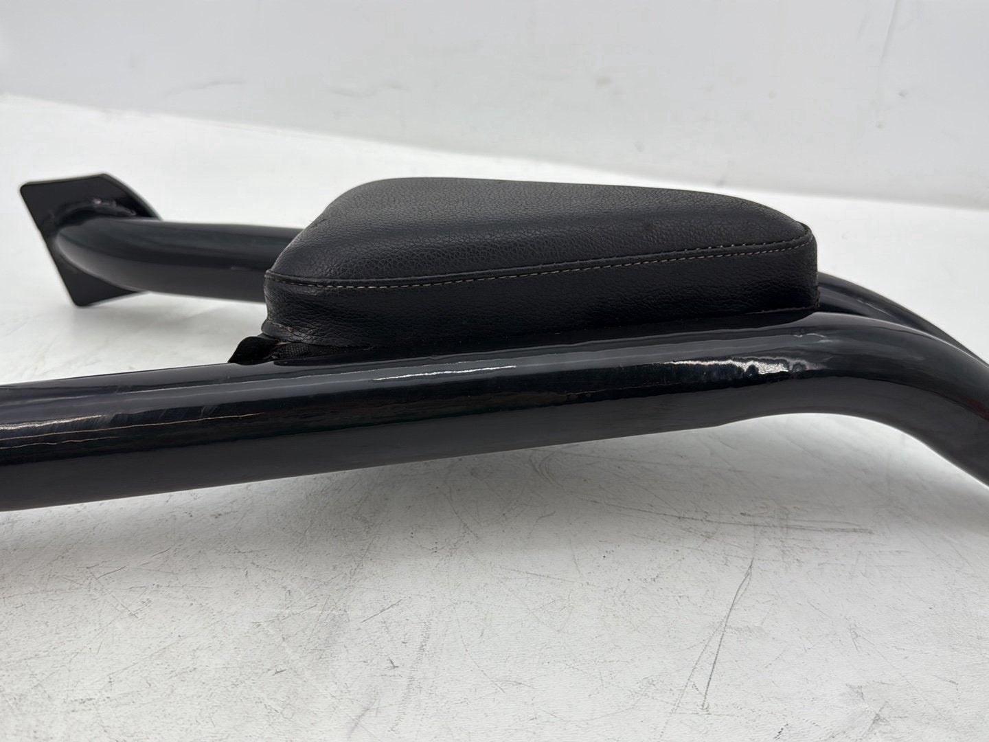 2008 Harley Electra Glide Touring Ultra Rear Sissy Bar w/ Backrest Cushion Pad