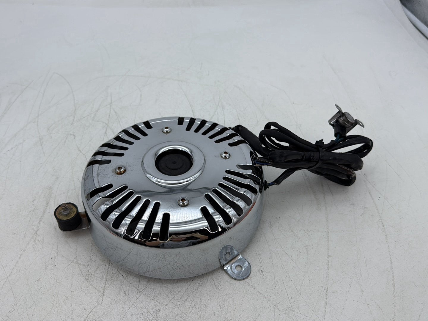 2000 Harley Touring Electra Glide Ultra OEM Cooling Fan Blades w/ Chrome Cover
