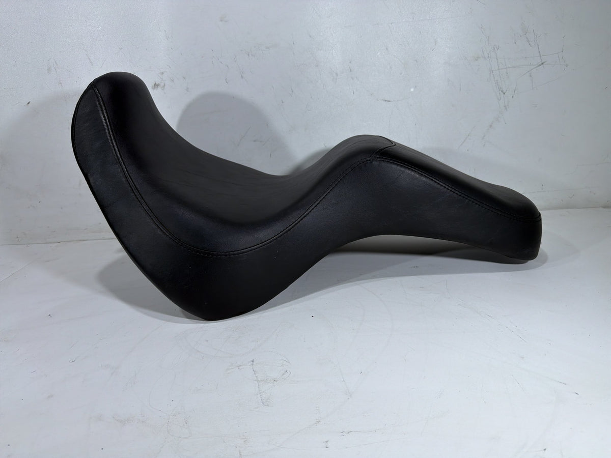 2001 Harley Softail Deuce FXSTD OEM Passenger Rider Driver Seat Saddle