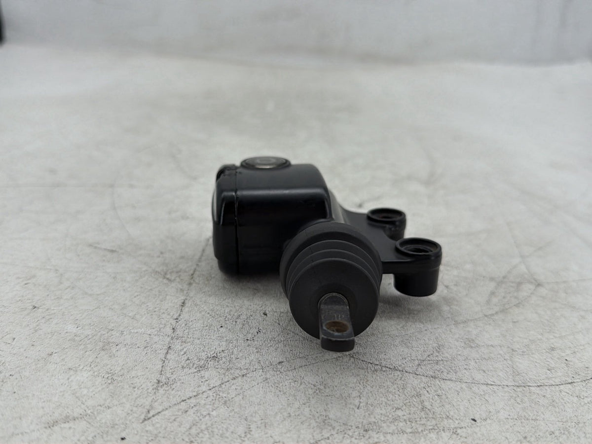 2009 Harley Road Glide Touring FLTR OEM Rear Brake Master Cylinder Reservoir