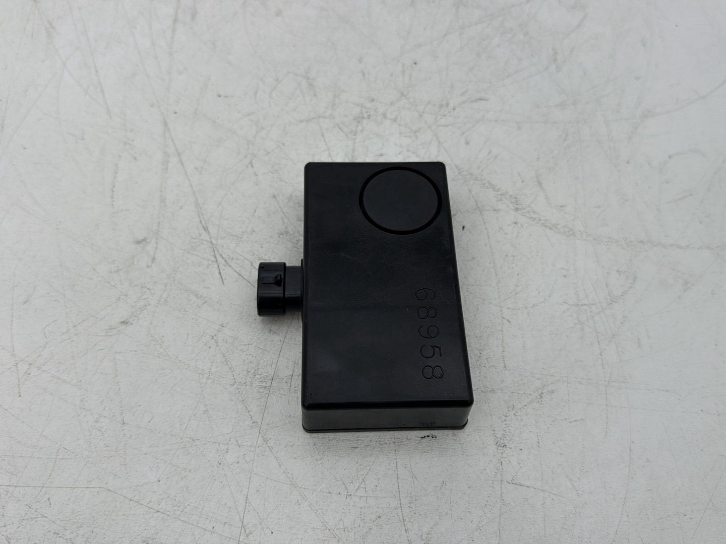 2005 Harley Touring FLHRCI Road King Classic OEM Security Alarm Control Module 68958-00