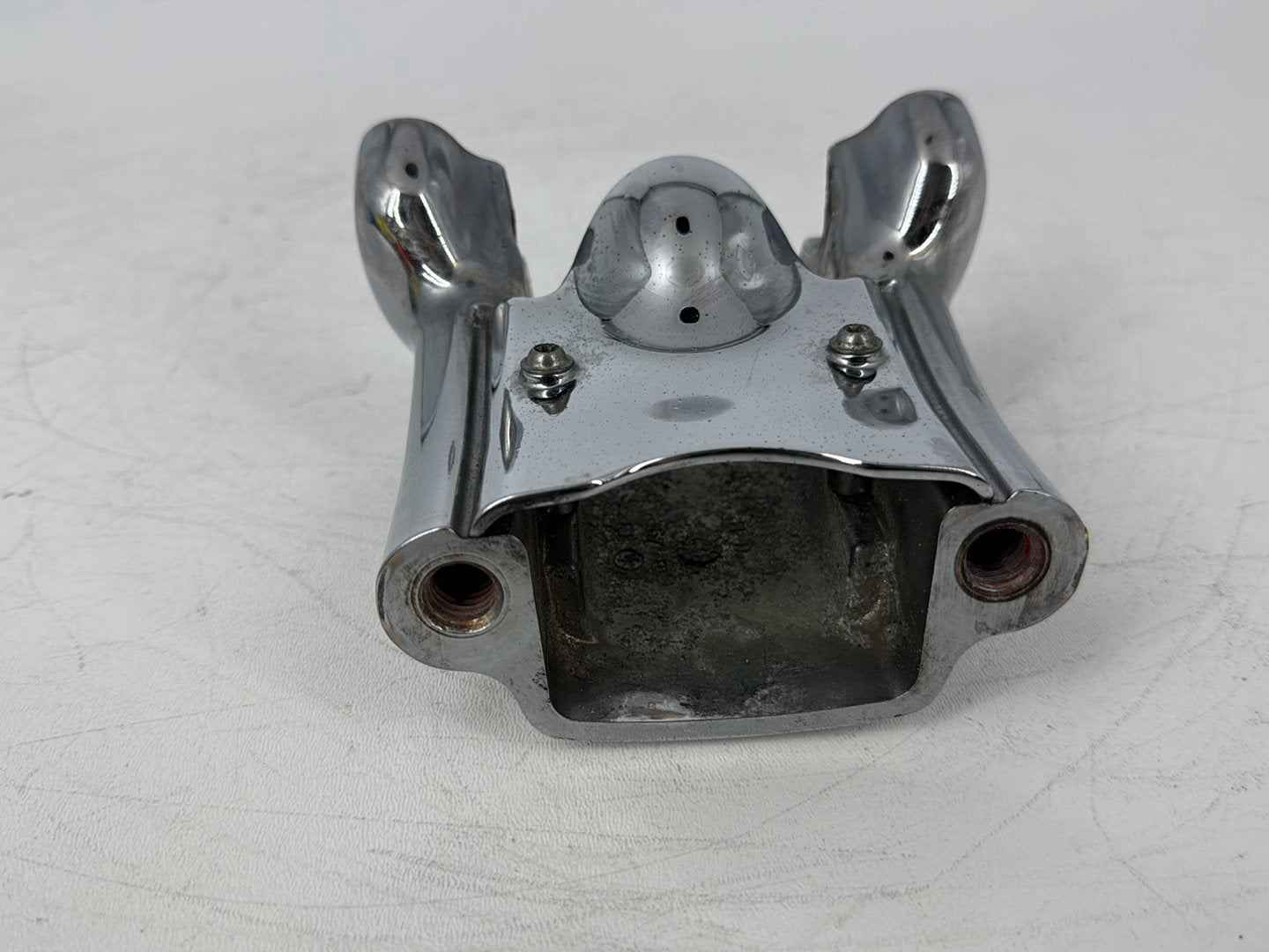 2005 Harley Sportster XL883C 883 Custom OEM Front Handlebar Riser Top Clamp Chrome
