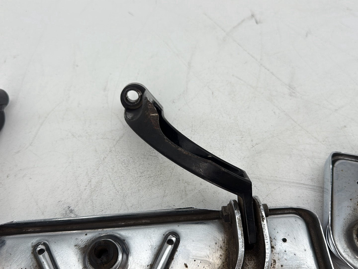 2018 Harley Electra Glide Touring Ultra FLHTCU OEM Left Right Driver & Pass Floorboard Foot Rest