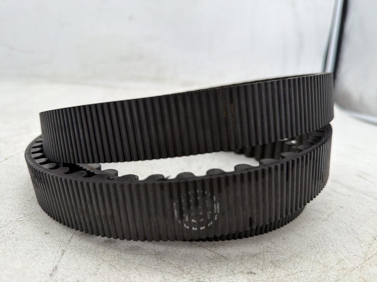 2004 Harley Heritage Softail Classic OEM Rear Drive Belt 40307-00B 135T 1-1/8"