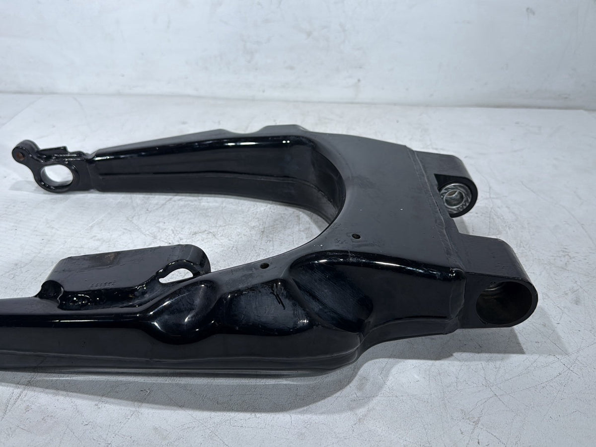 2012 Harley Electra Glide Touring Ultra OEM Rear Fork Swingarm Swing Arm