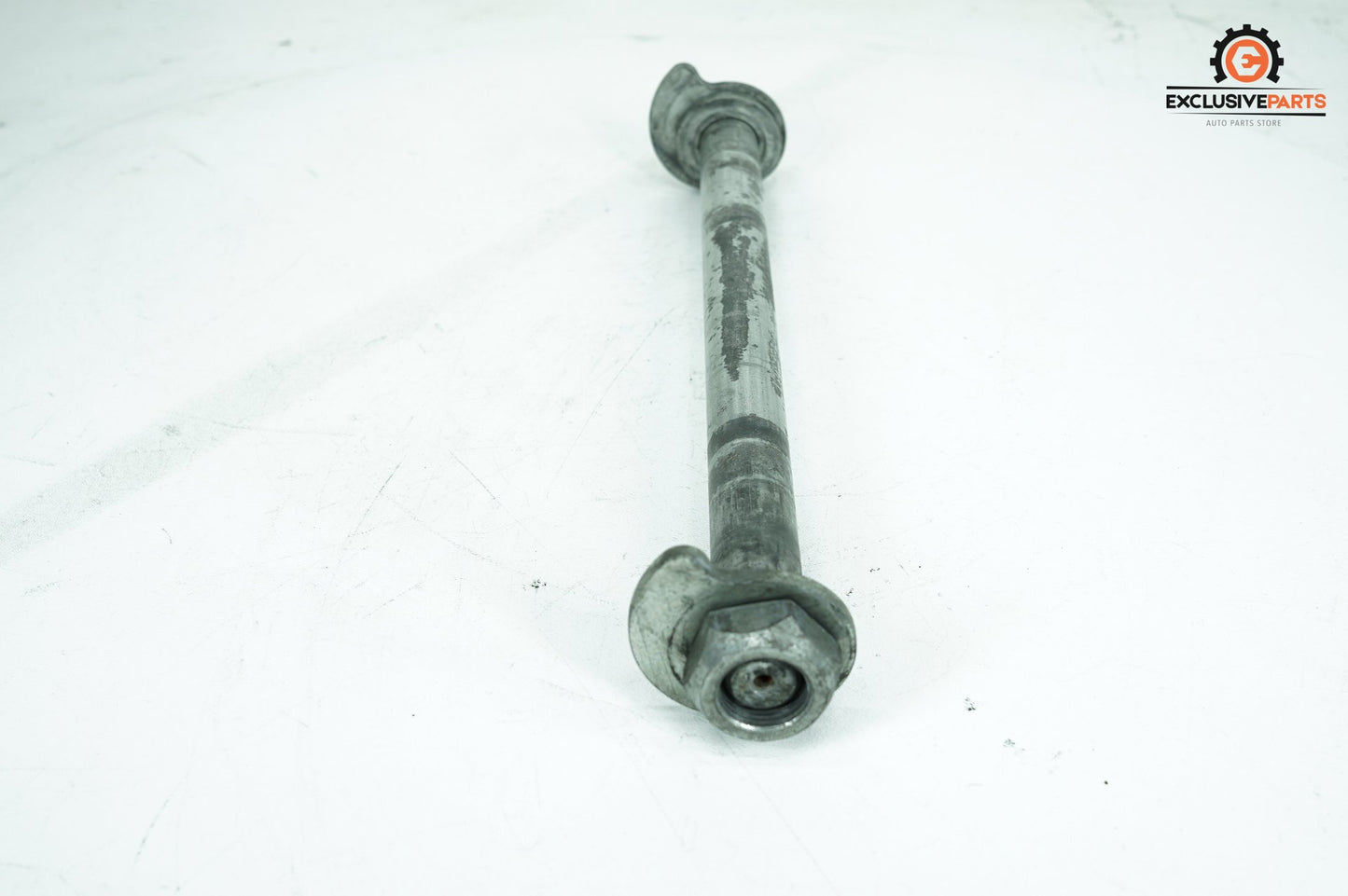 2007 - 2013 Harley-Davidson Touring Electra Glide Classic Rear Wheel Axle Bolt Shaft 41056-09