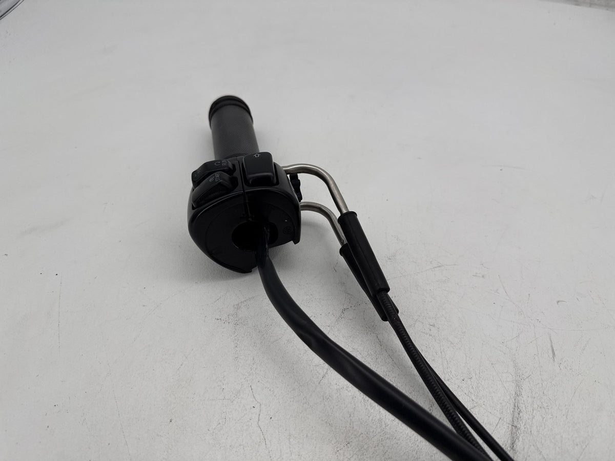 2008 Harley Softail Custom FXSTC OEM Right Engine Start Kill Switches Controls