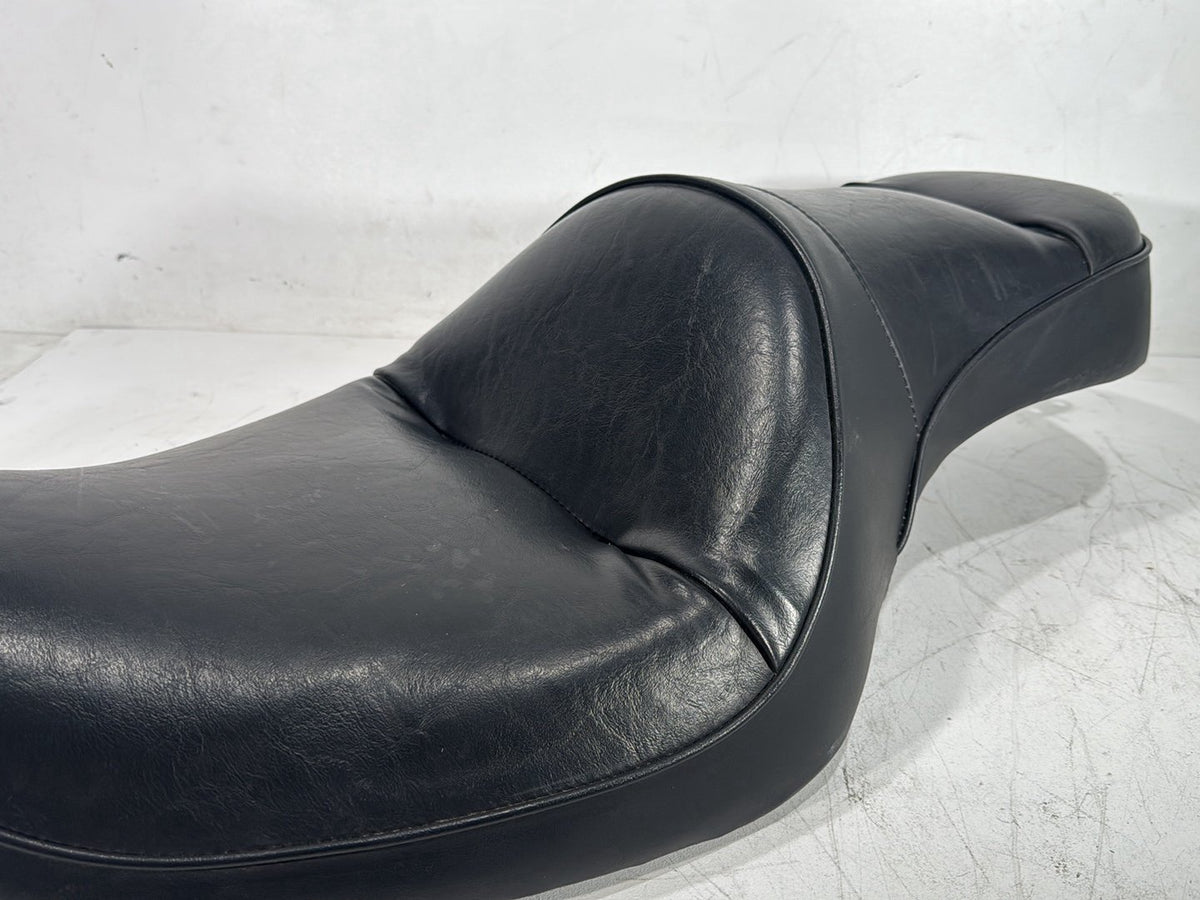 2003 Harley Dyna Wide Glide FXDWG OEM Passenger Rider Driver Seat Saddle