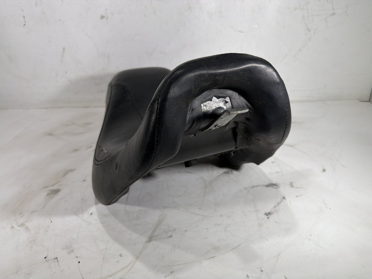 2006 Harley Softail Deuce FXSTDI OEM Passenger Rider Driver Seat Saddle * TORN *