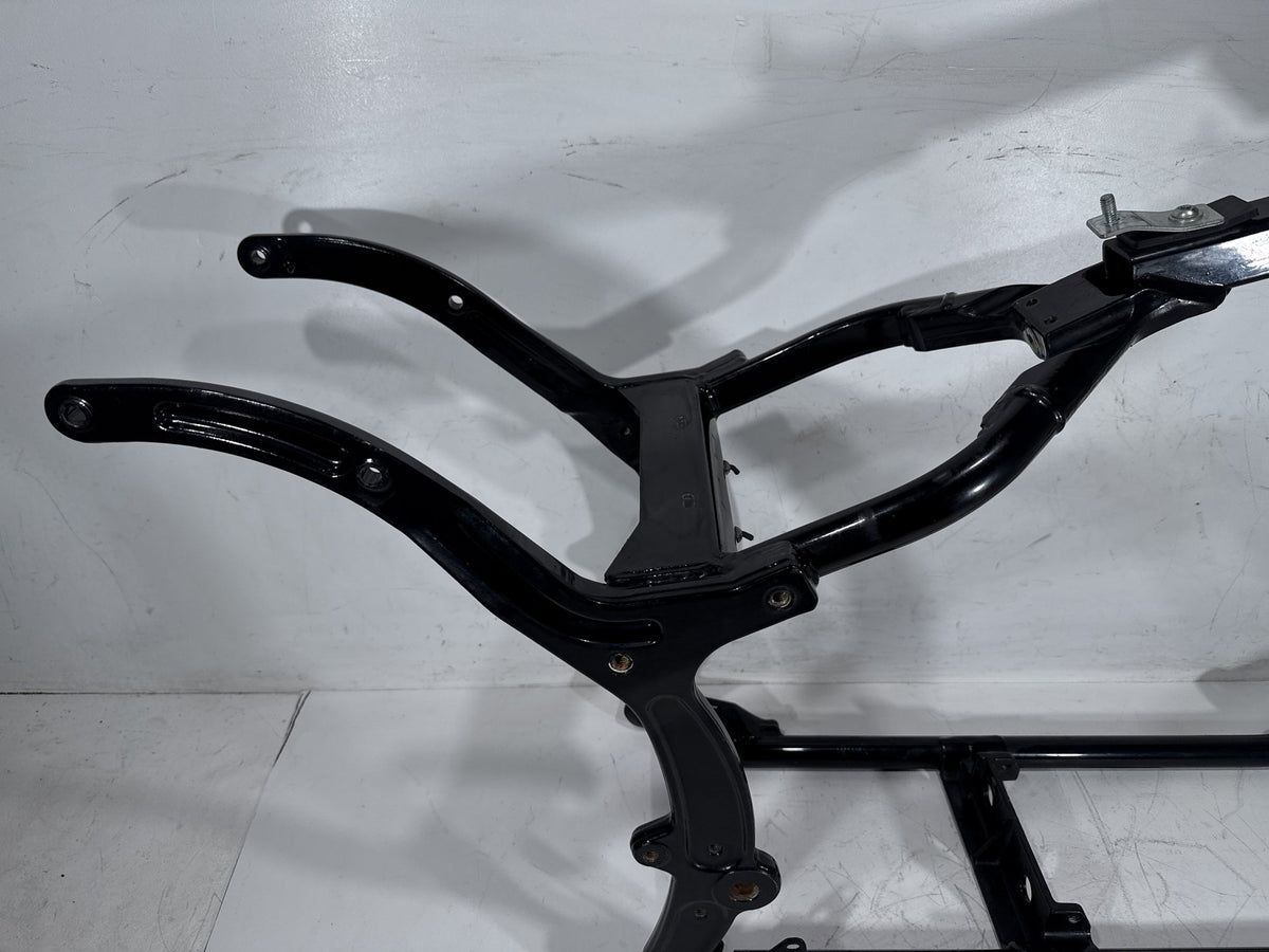 2003 Harley Softail Deuce FXSTDI OEM Body Main Frame Chassis SLVG 48887-00A