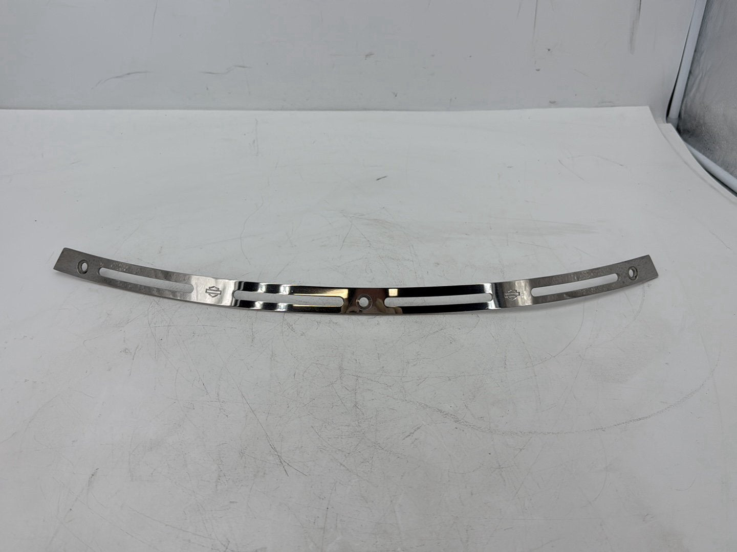 2008 Harley Touring FLHTCU Electra Glide Ultra OEM Front Windshield Mount Trim Strip 58247-96