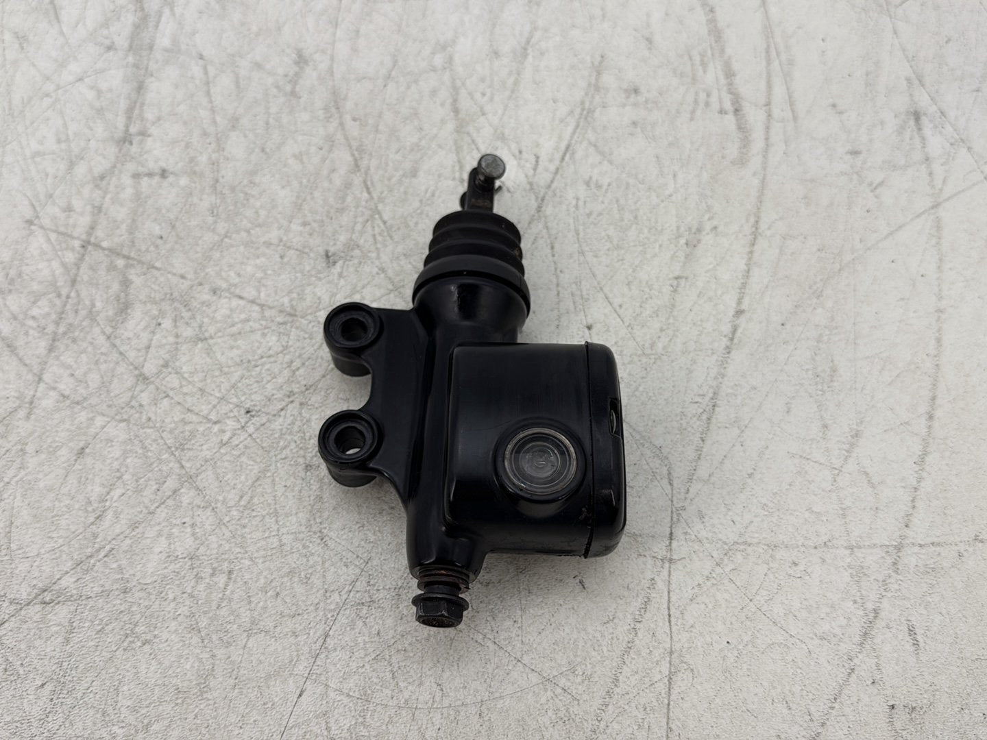 2015 Harley Road Glide Touring FLTRXS OEM Rear Brake Master Cylinder Reservoir