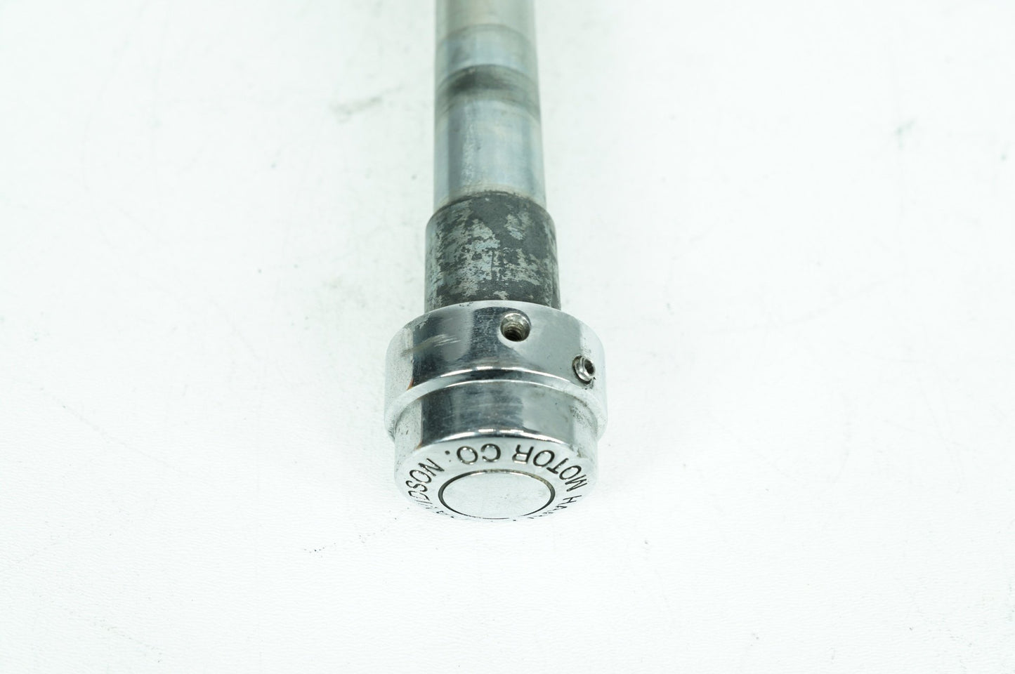 2008 - 2016 Harley-Davidson Touring Road Glide Custom Front Wheel Axle Bolt Shaft 41547-07A