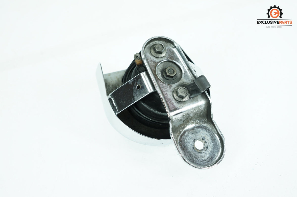 2000 Harley Softail FXSTD Deuce OEM Horn Signal Klaxon Chrome Cover