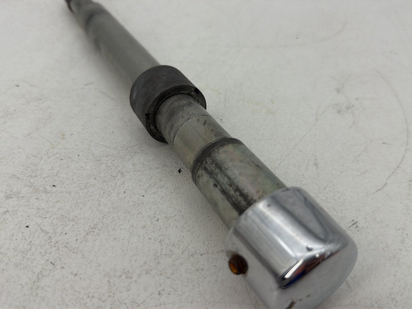 2007 - 2012 Harley-Davidson Touring Street Glide Front Wheel Axle Bolt Shaft