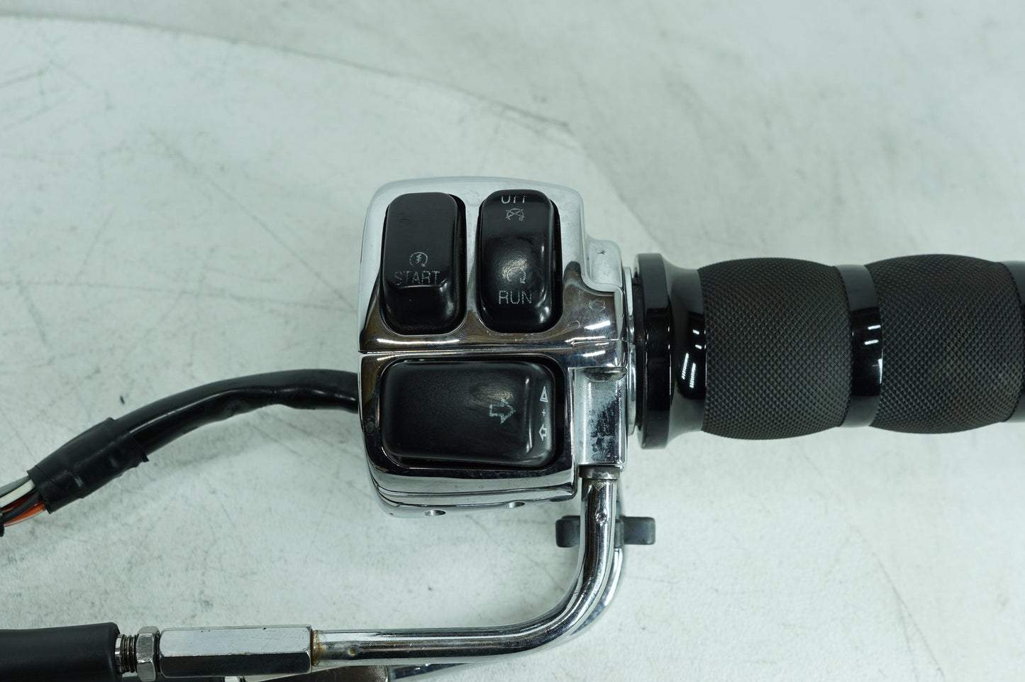 1999 Harley-Davidson Touring Road King Right Engine Start Kill Switches Controls 71564-96