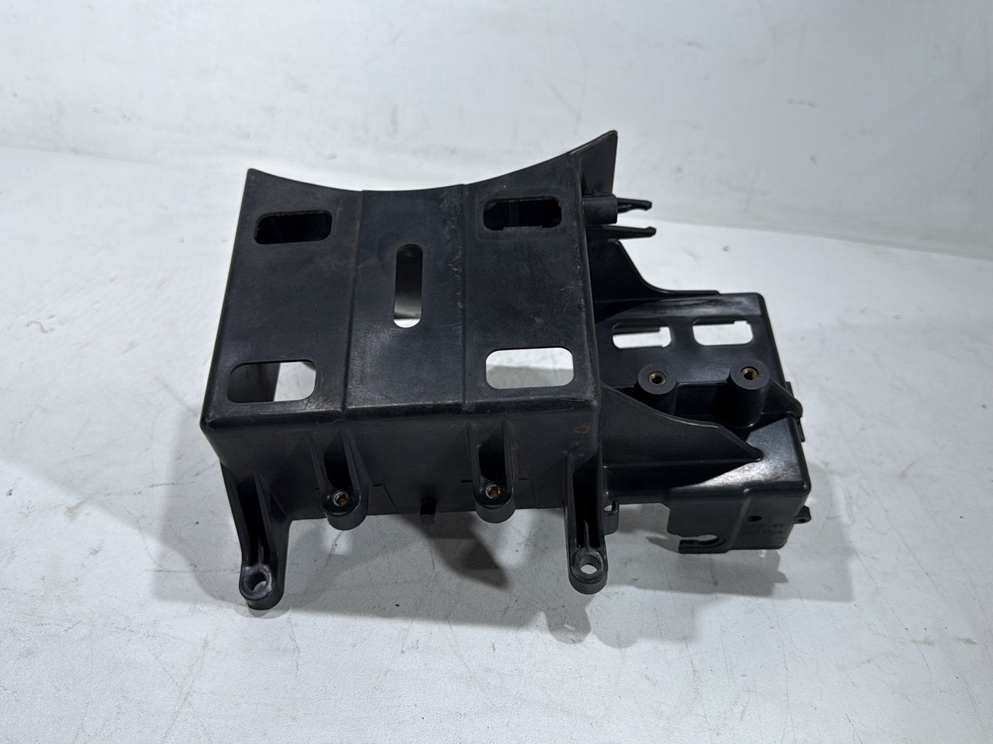 2010 Harley Street Glide Touring FLHX OEM Battery Tray Box Holder 66281-09B