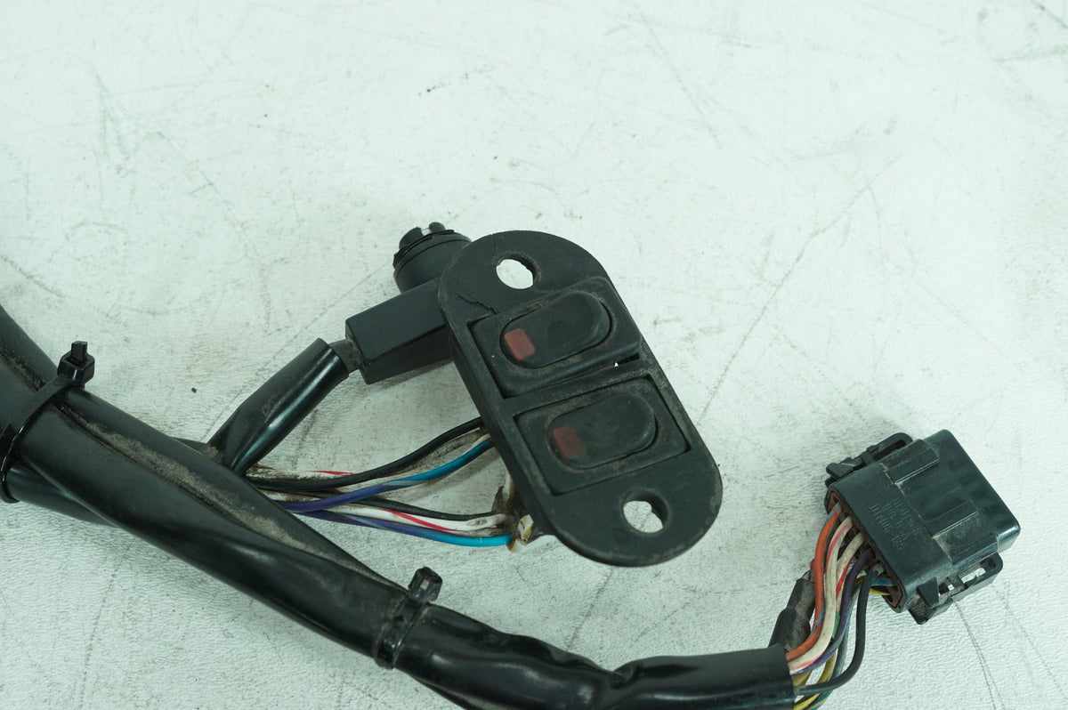 1999 - 2006 Harley-Davidson Touring Electra Glide Classic  Inner Fairing Wire Wiring Harness Switch 71535-96