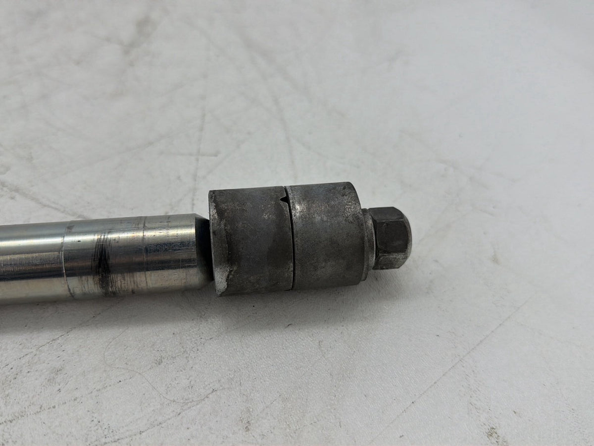 2007 Harley Electra Glide Touring Ultra OEM Front Wheel Axle Bolt Shaft