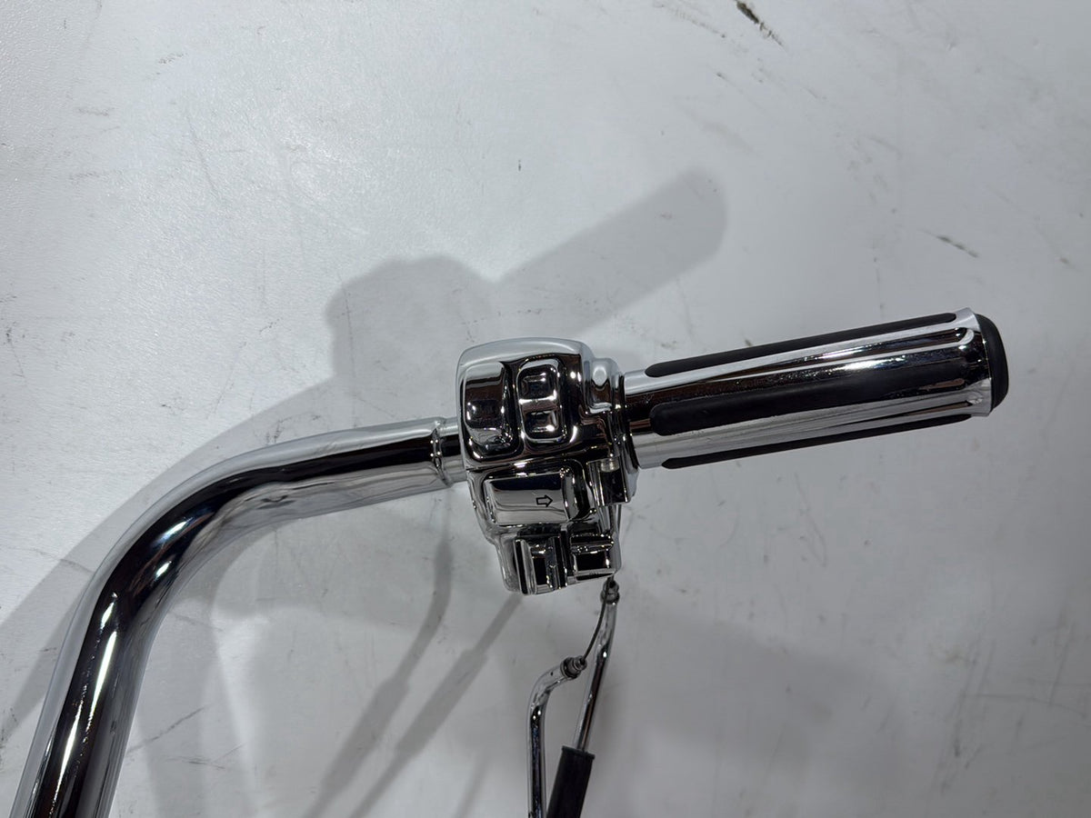 07 Harley Street Glide Touring FLHX OEM Handlebars Left Right Switches Controls