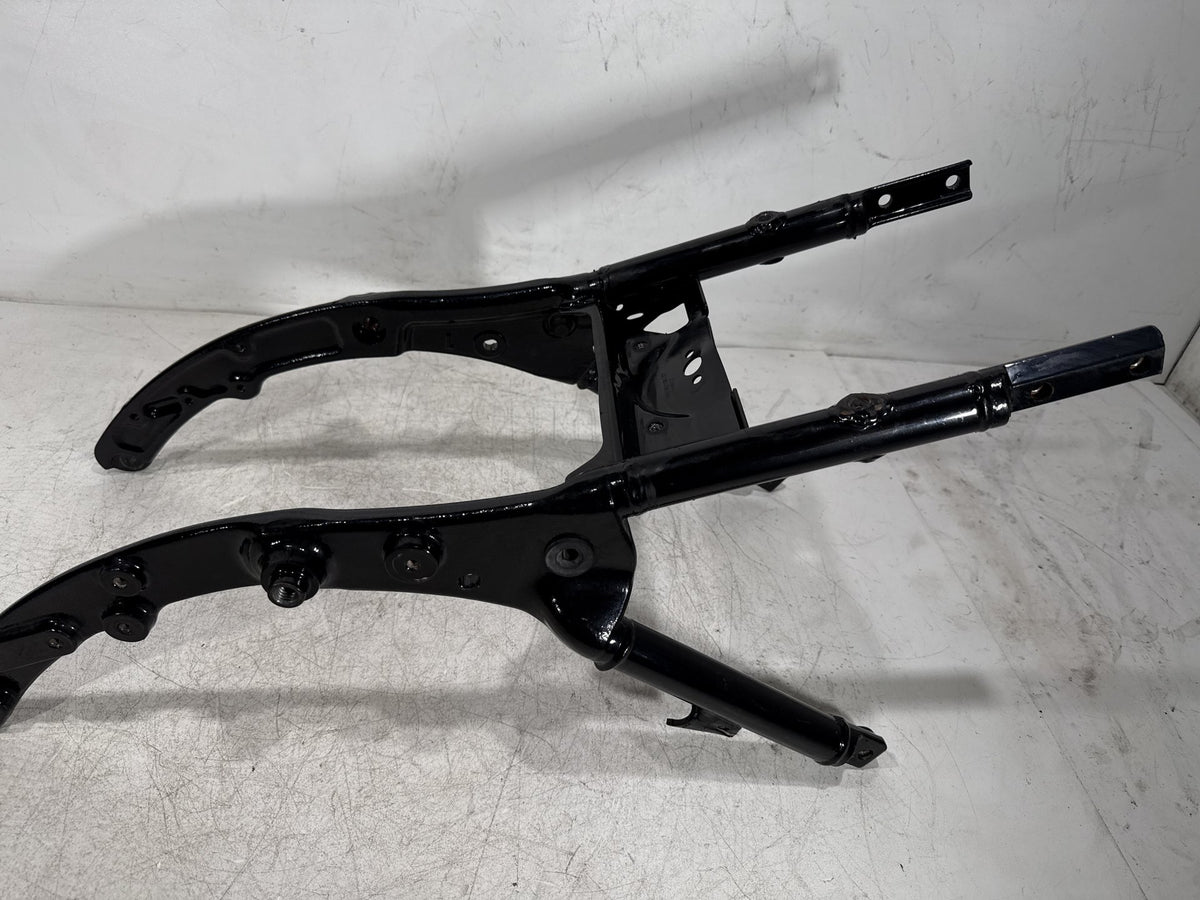 2009 Harley Electra Glide Touring CVO Screamin Eagle OEM Rear Back Sub Frame Rail Bar 48079-09BHP
