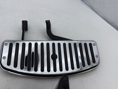 1999 - 2006 Harley-Davidson Touring Electra Glide Left Right Driver & Pass Floorboard Foot Rest 50621-79A