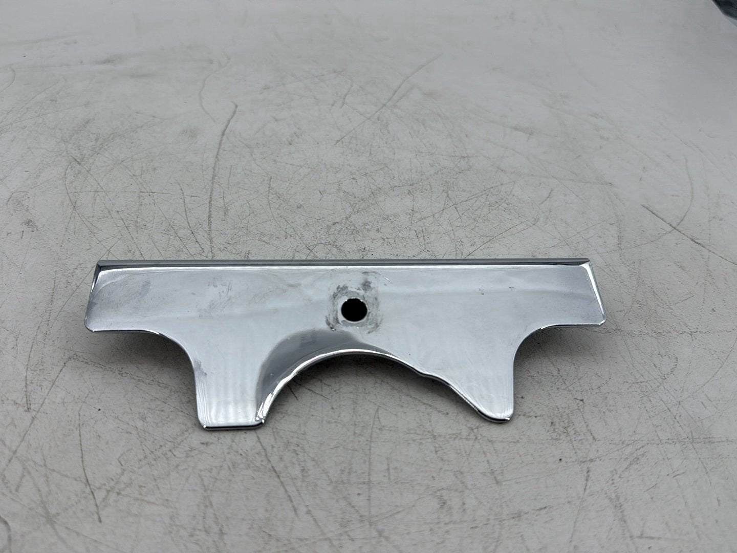 2005 Harley Dyna FXDWG Wide Glide OEM Front Fork Bracket Cover 45685-93