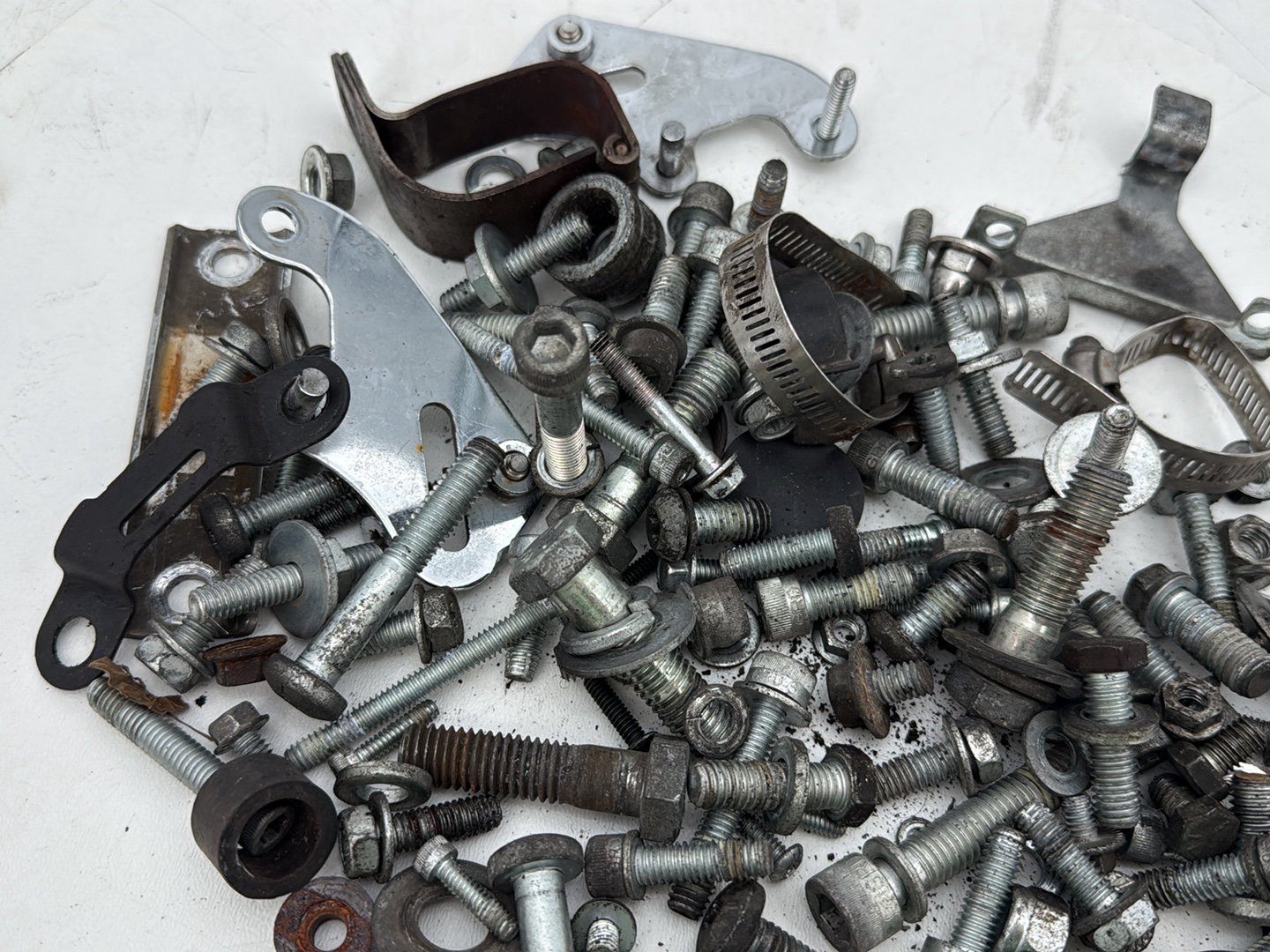 2014 Harley Street Glide Touring FLHXS OEM Hardware Bolts Nuts & Brackets