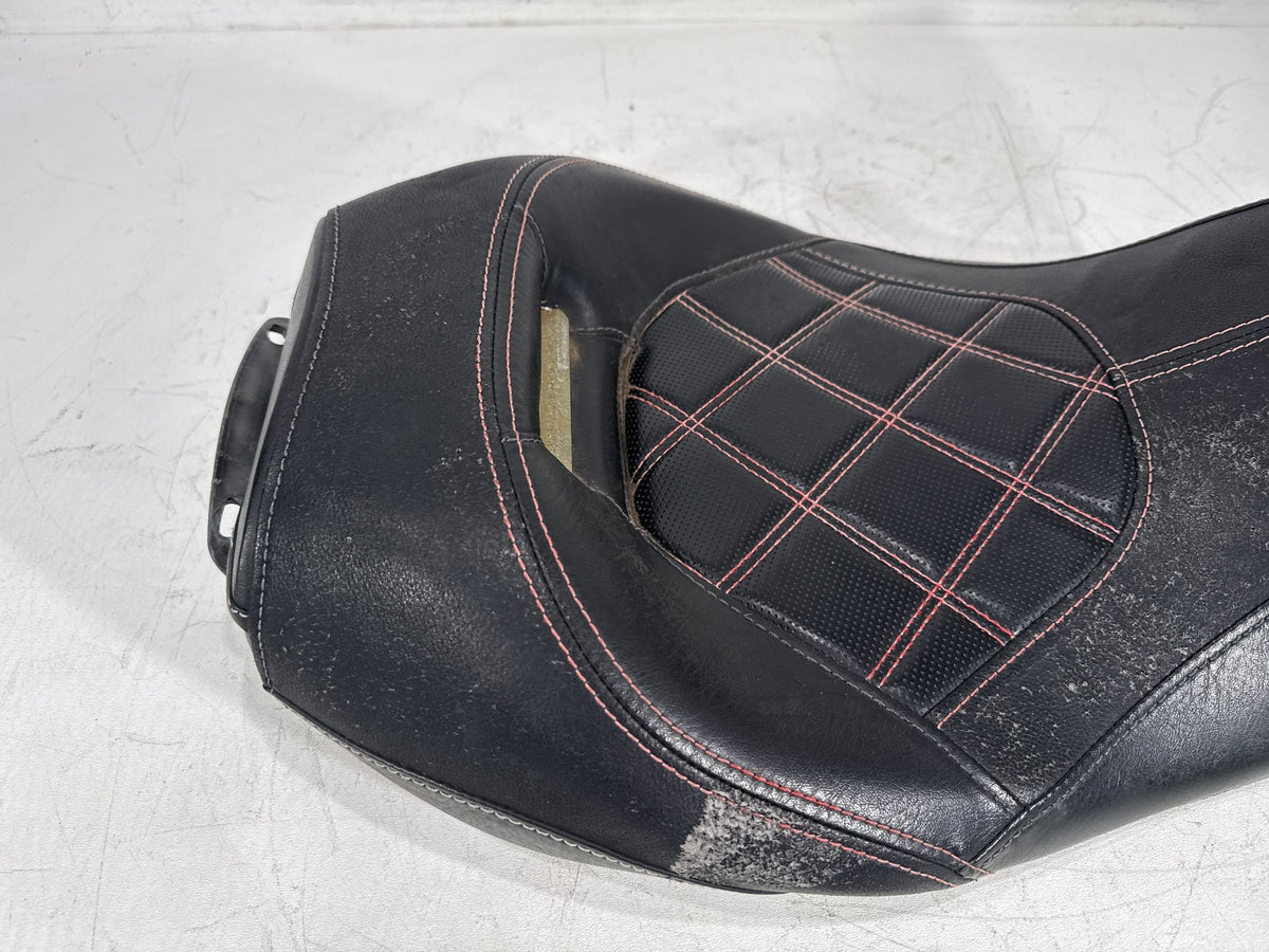 2011 Harley Street Glide Touring FLHX Rider Driver Solo Seat Pillion C.C. RIDER
