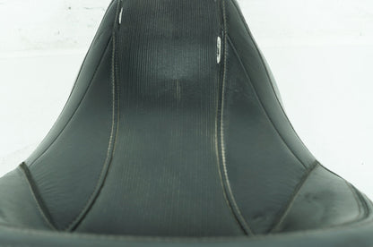 2019 Harley-Davidson Touring FLHT - Rider Driver Solo Seat Pillion PN: 52000172