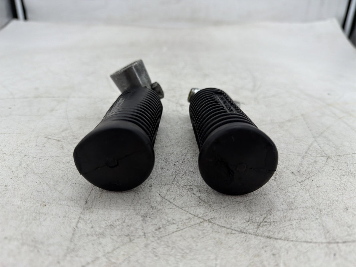 2000 Harley Sportster 1200 Custom XL1200C OEM Left & Right Step Foot Rest Pegs