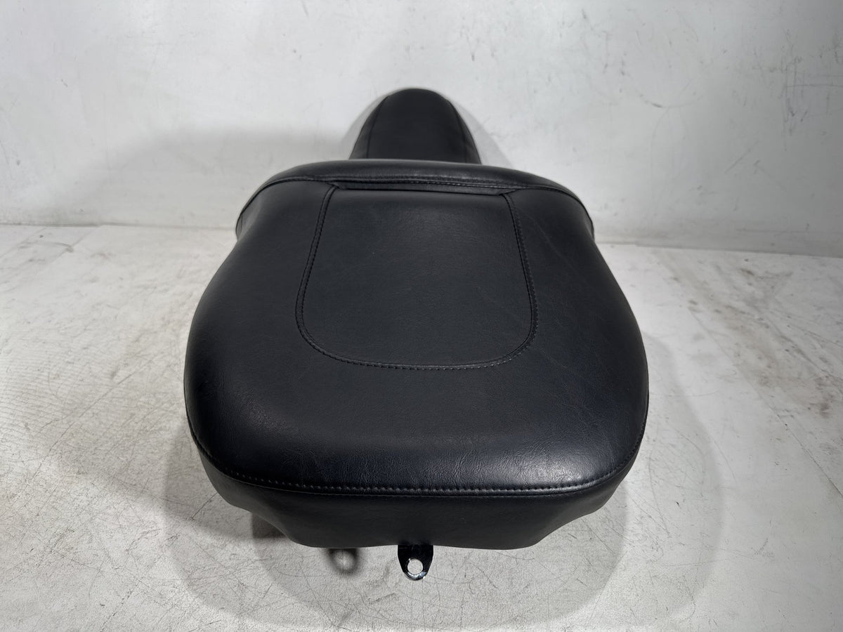 2009 Harley Electra Glide Touring CVO Eagle Passenger Rider Driver Seat Saddle