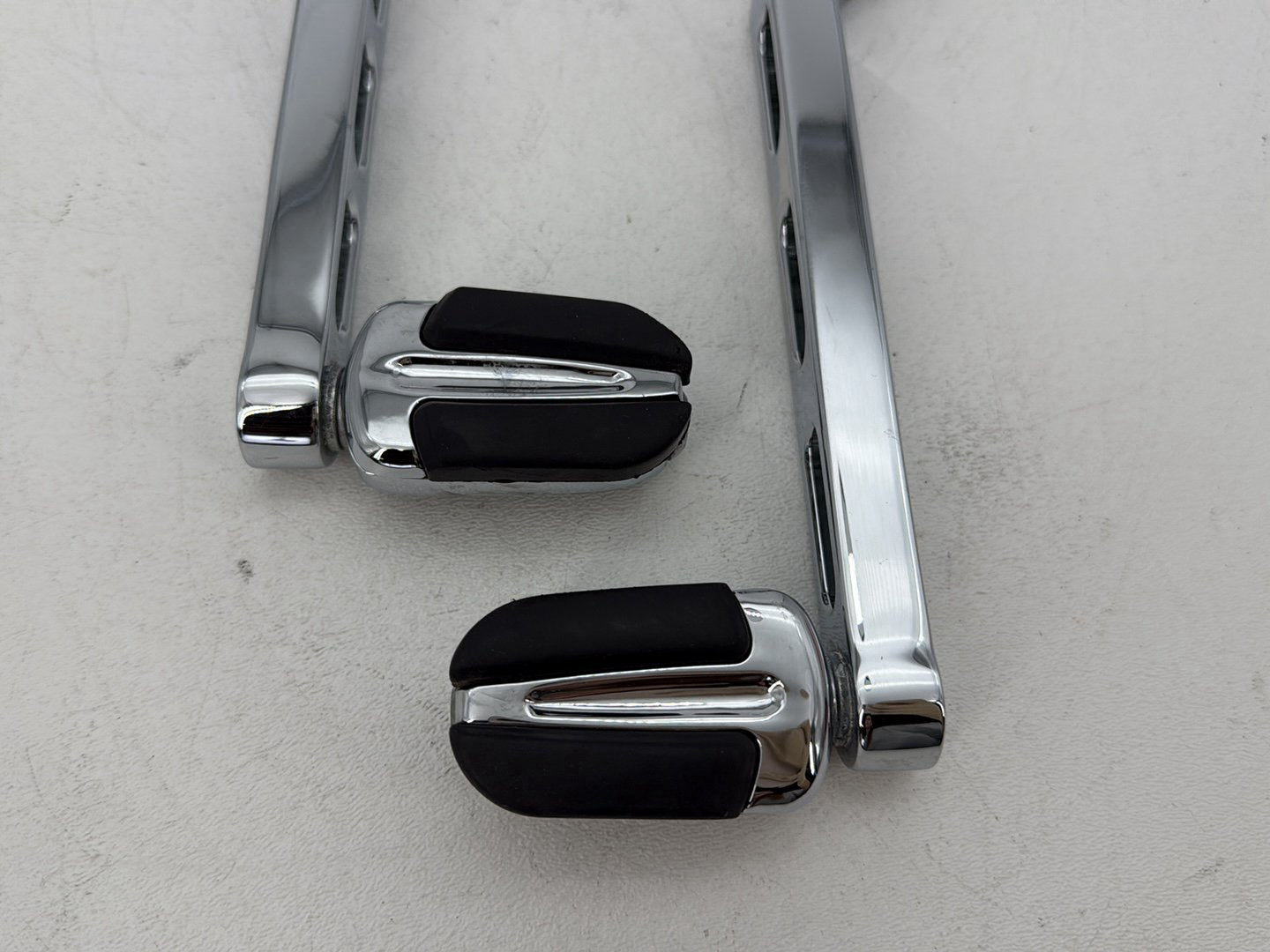 2014 Harley Electra Glide Touring CVO Screamin Eagle OEM Gear Shifter Lever Pedal Pedals
