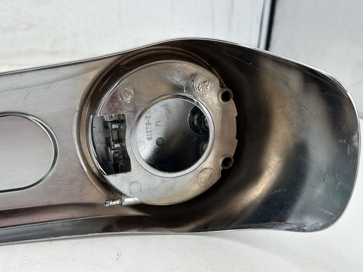 2007 Harley Street Glide Touring FLHX OEM Fuel Gas Tank Dash Console NOKey