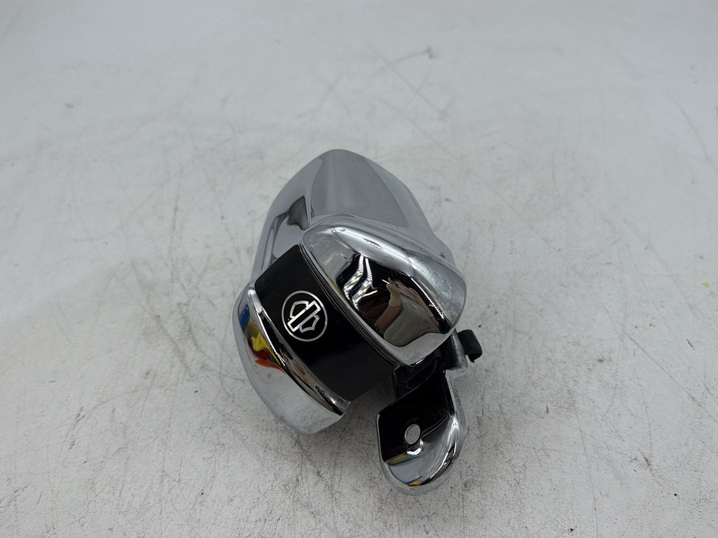 2018 Harley Electra Glide Touring Ultra FLHTCU Horn Signal Klaxon Chrome Cover