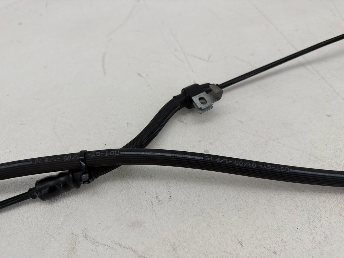 2006 Harley Dyna Super Glide FXDI OEM Front Brake Hose Line Pipe