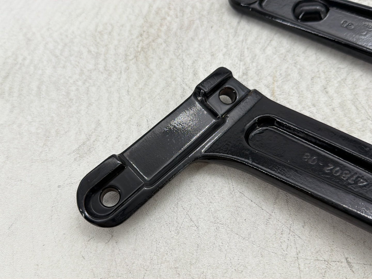 2011 Harley Heritage Softail Classic FLSTC Rear Fender Support Bracket Set