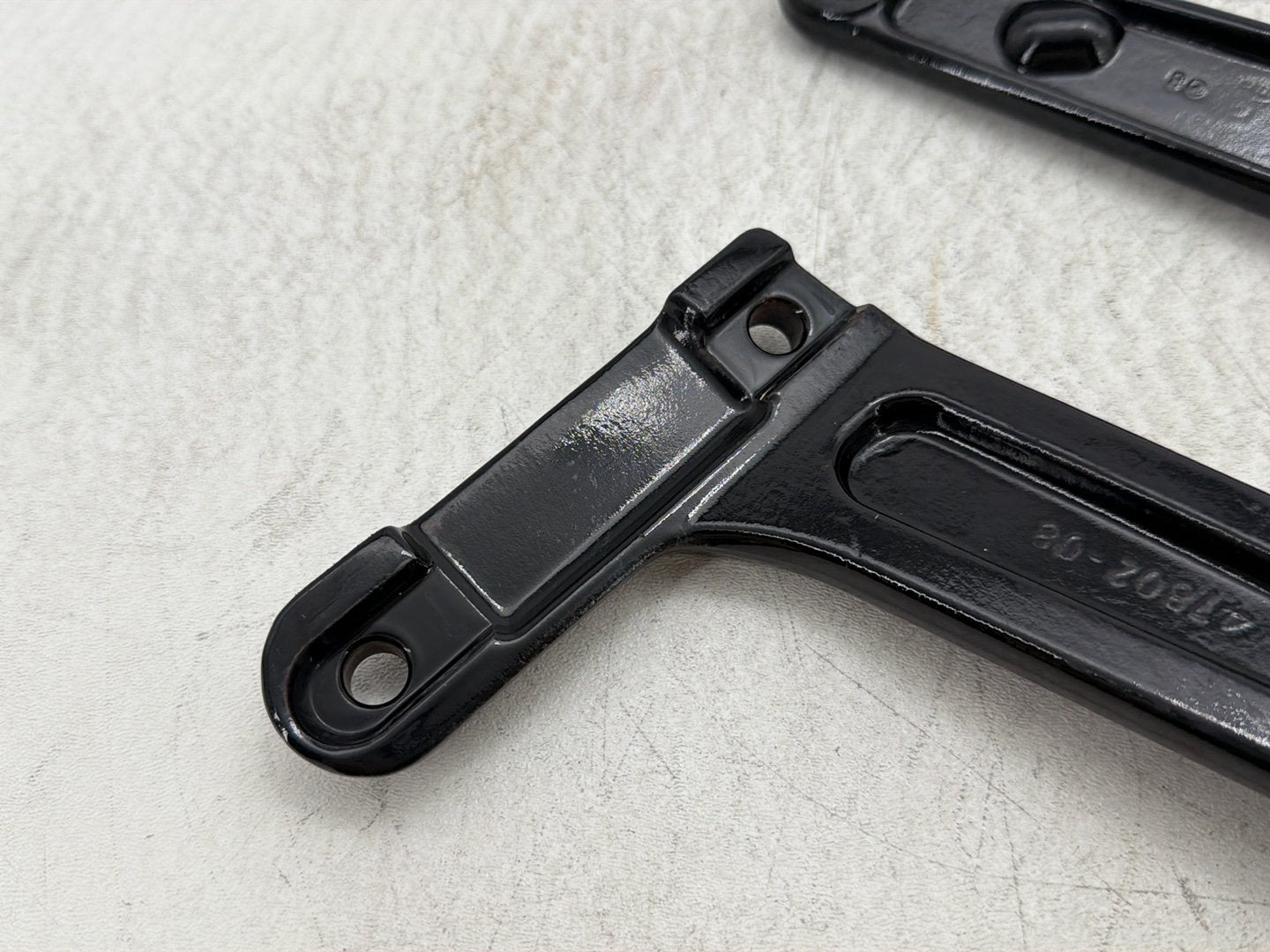 2011 Harley Heritage Softail Classic FLSTC OEM Rear Left & Right Fender Support Bracket