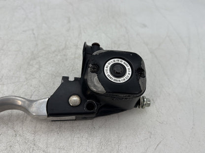 2005 Harley Electra Glide Touring Ultra FLHTCUI OEM Front Right Brake Lever Master Cylinder