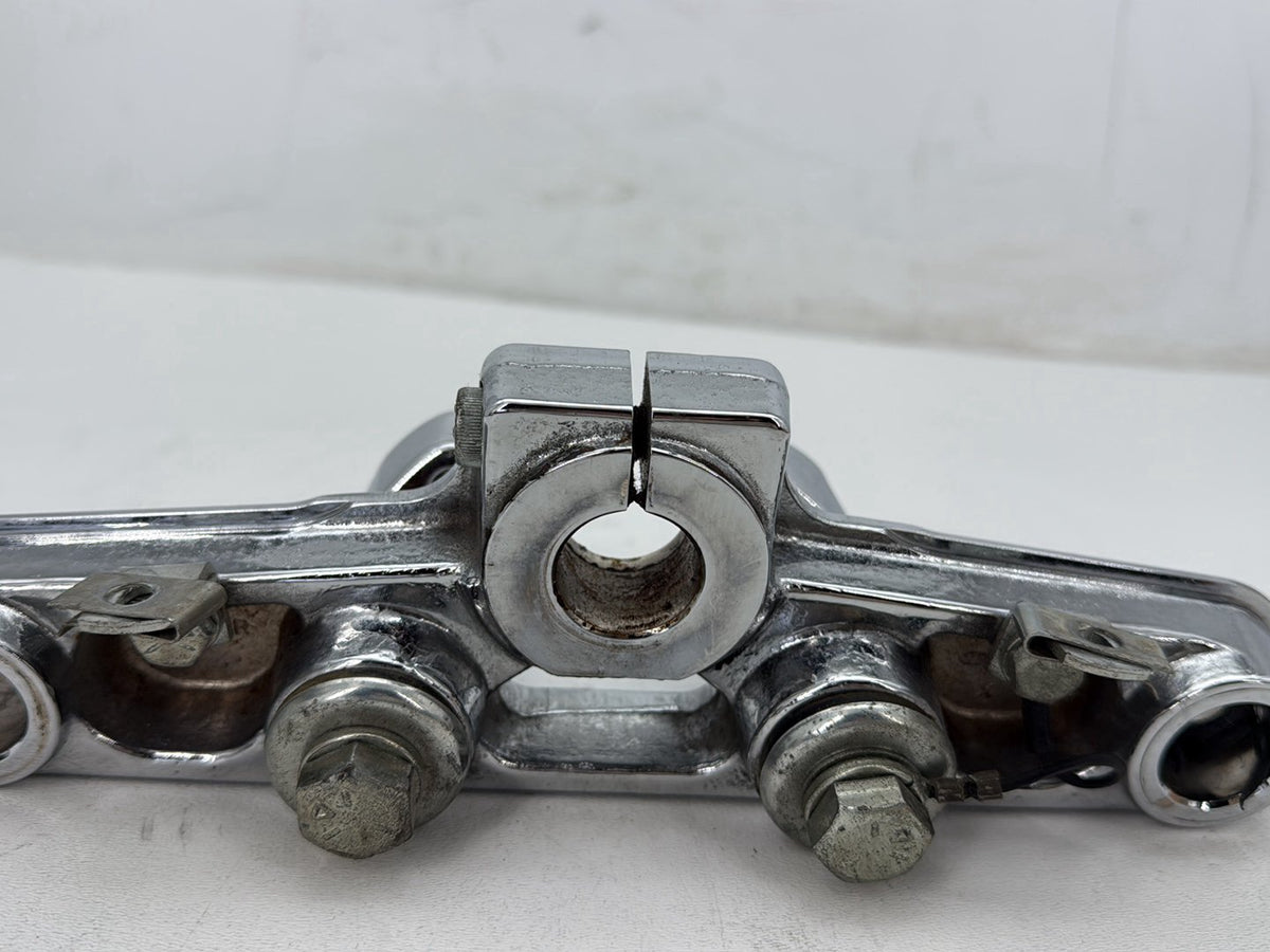 2004 Harley Softail Heritage Classic OEM Front Fork Upper Triple Tree Clamps