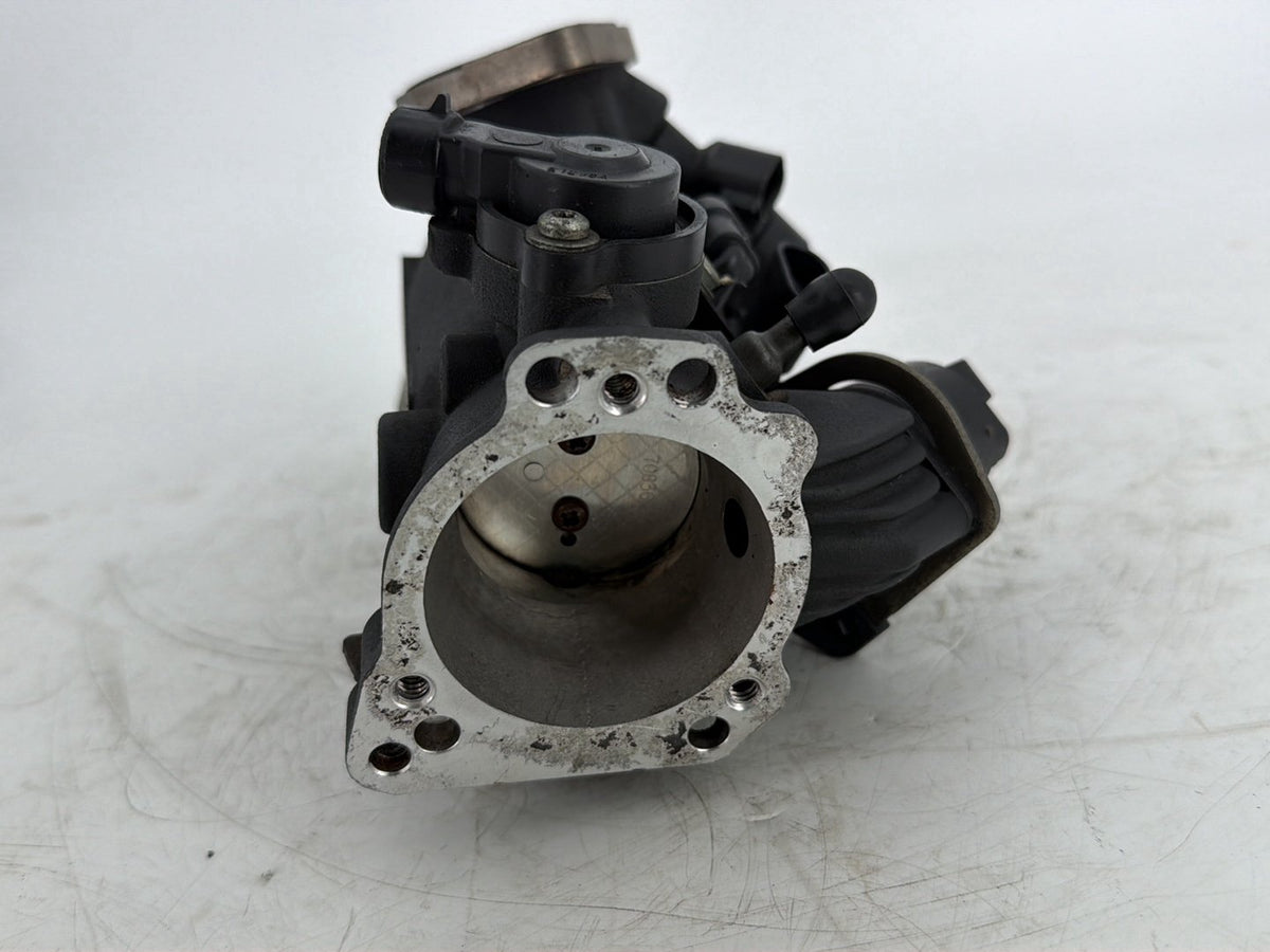 06 Harley Touring Electra Glide Classic OEM Engine Intake Manifold Throttle Body