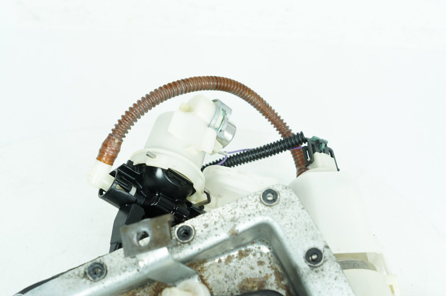 2007 - 2016 Harley-Davidson Dyna Super Glide Custom Gas Gasoline Fuel Petrol Pump Sending 75218-04C
