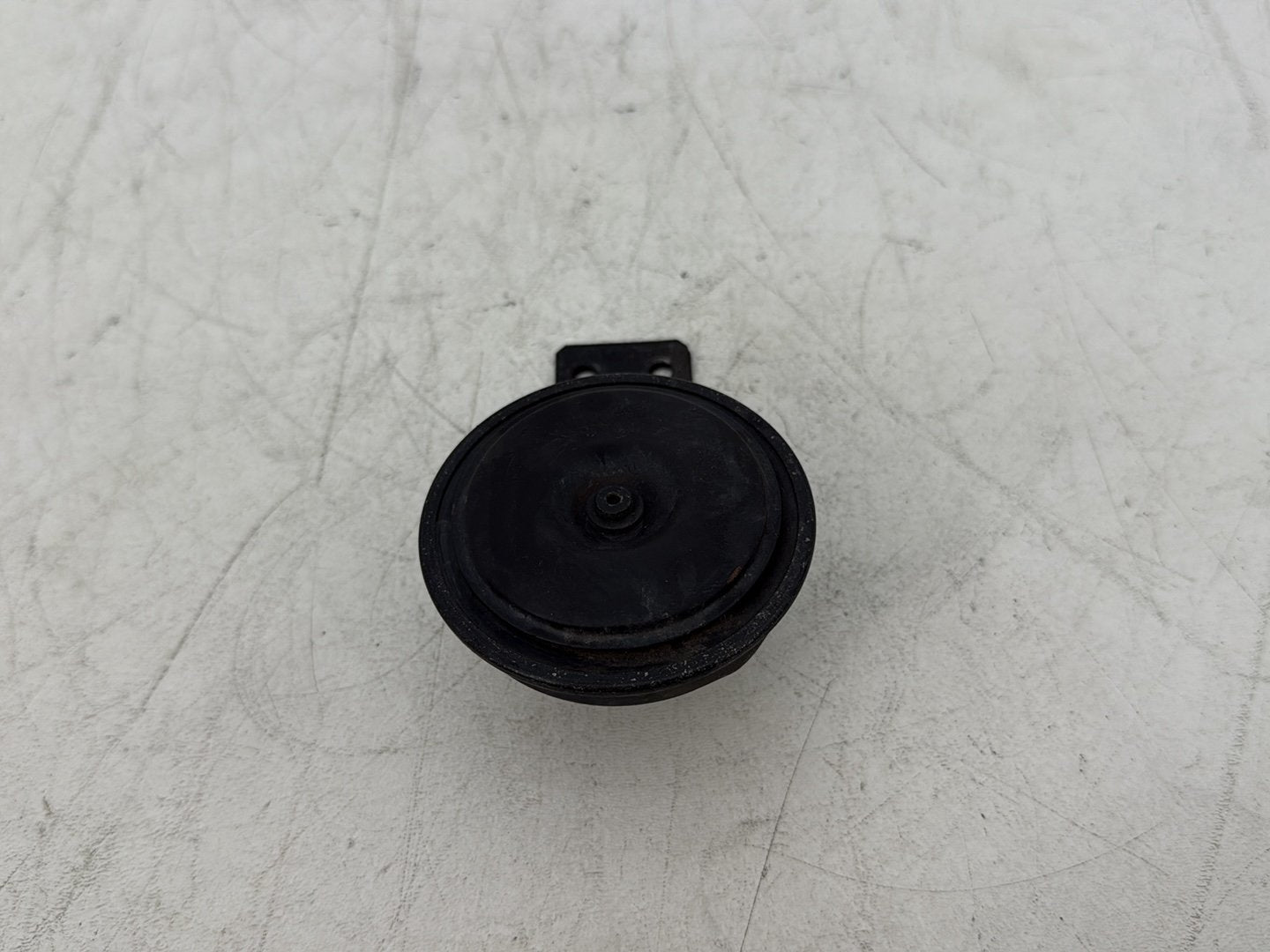 2008 Harley Sportster XL883L 883 Low OEM Signal Horn Klaxon Beep 69043-96B