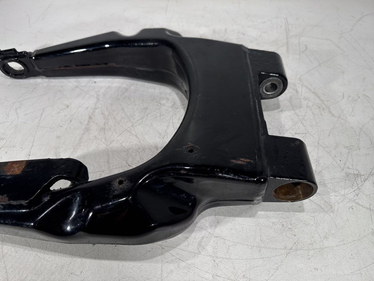 2011 Harley Street Glide Touring FLHX-103 OEM Rear Fork Swingarm Swing Arm