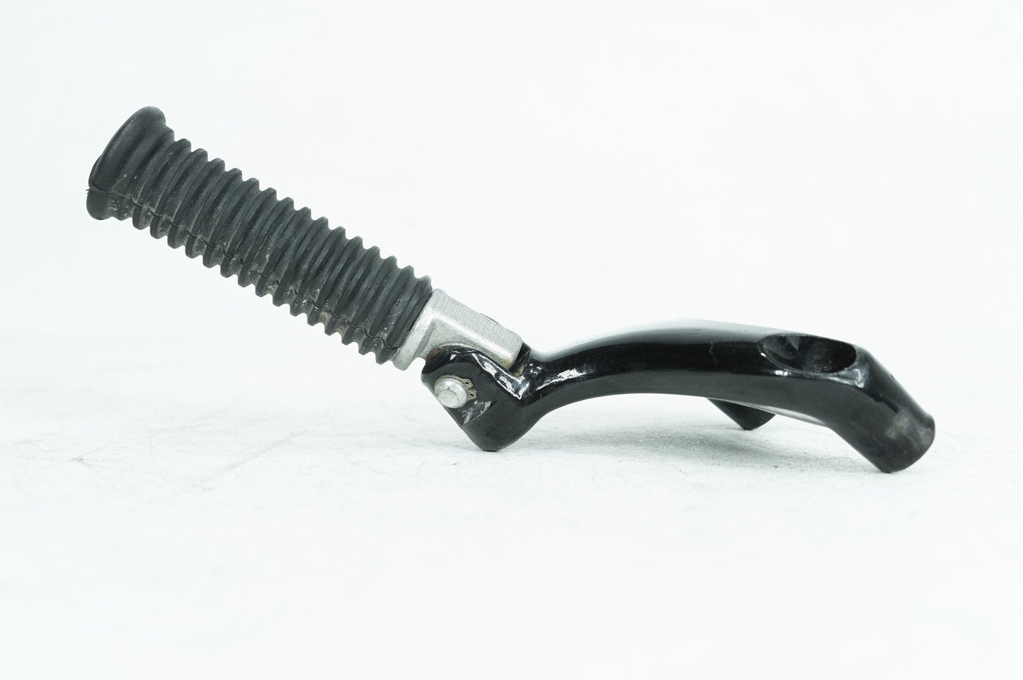 Rear Passenger 1 Foot Peg Step Rest, 33216-99, 2006, Harley-Davidson, Sportster, Low, XL1200 L