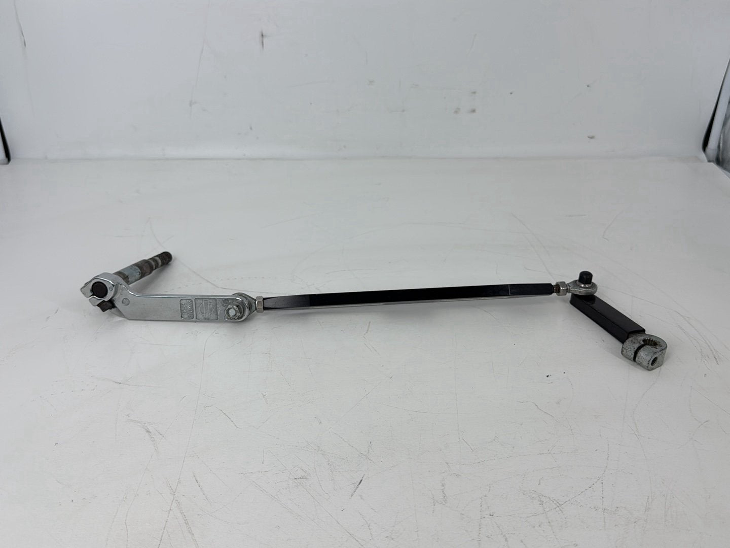 2007 - 2016 Harley-Davidson Touring Electra Glide Ultra Gear Shifter Lever Arm w/ Rod linkage Slotted