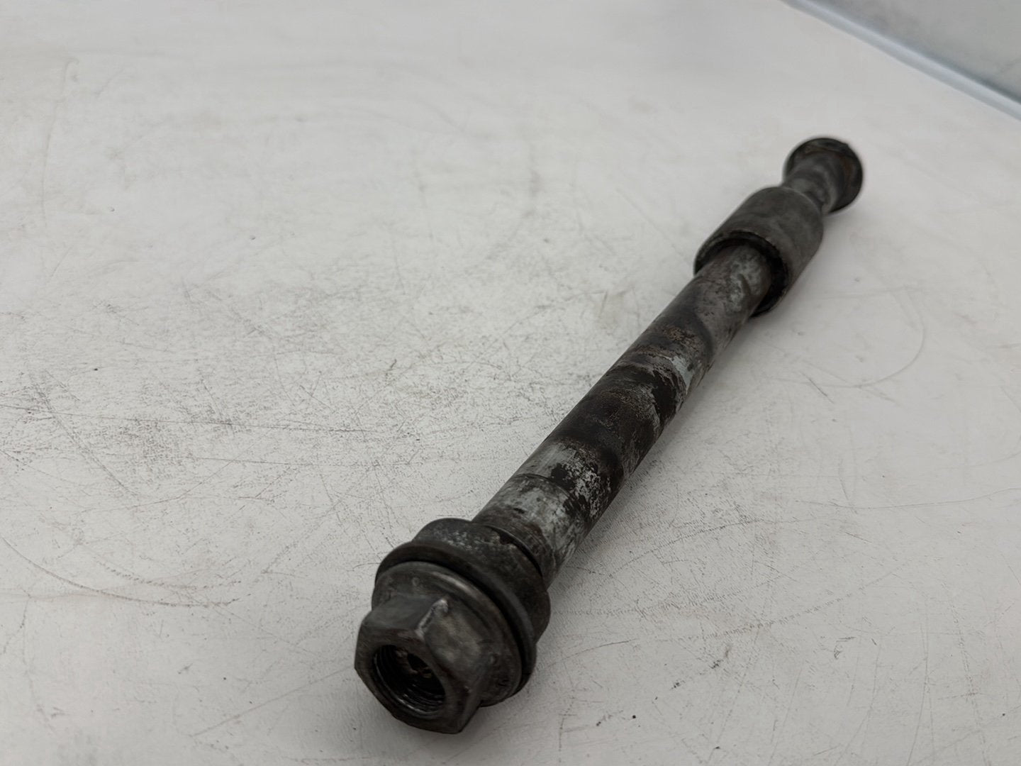 1999 - 2006 Harley-Davidson Dyna Super Glide Rear Wheel Axle Bolt Shaft 41114-06