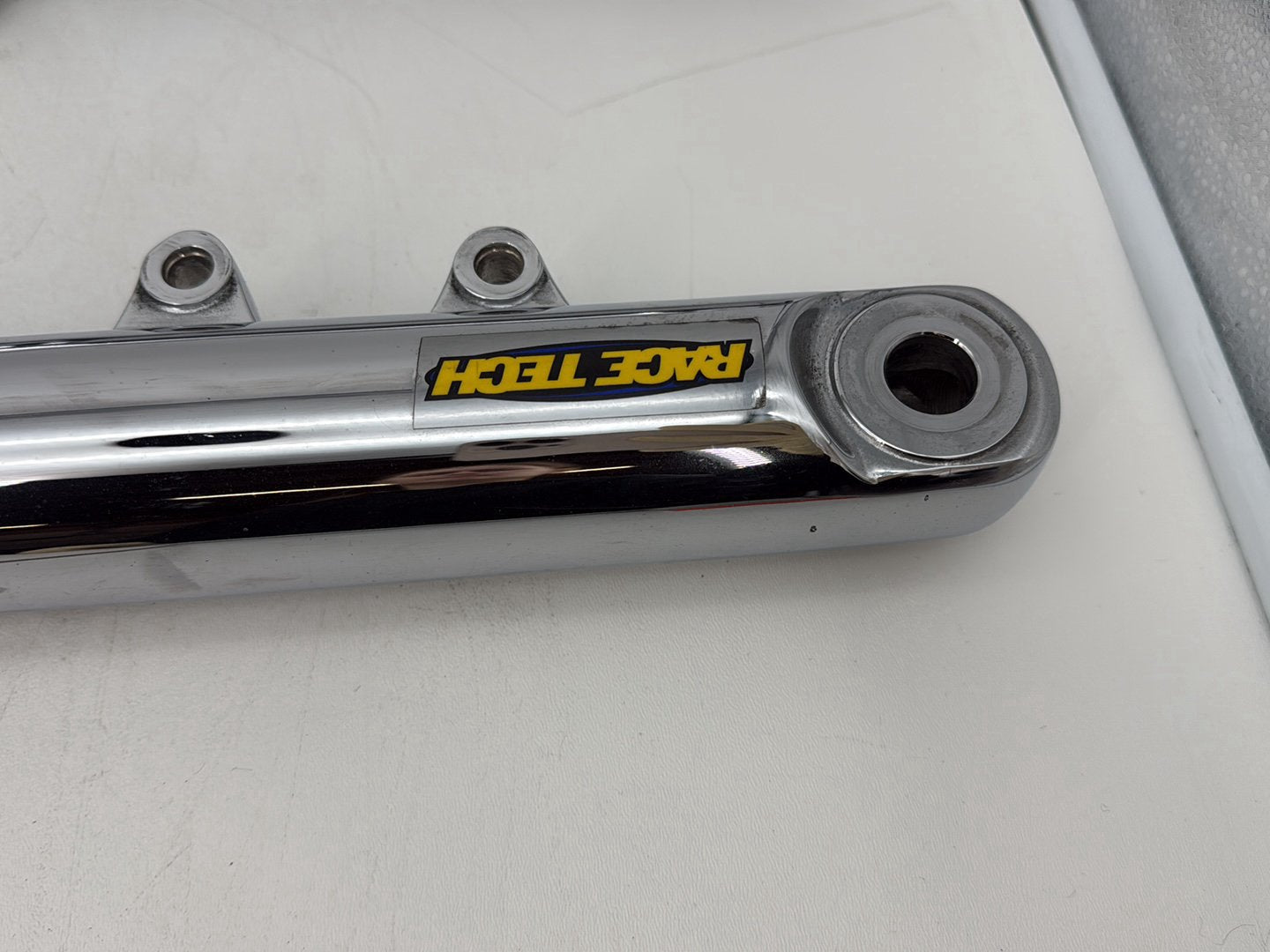 2007 - 2012 Harley-Davidson Dyna Super Glide Front Triple Tree Set & LH RH Fork Legs Sliders 45867-08