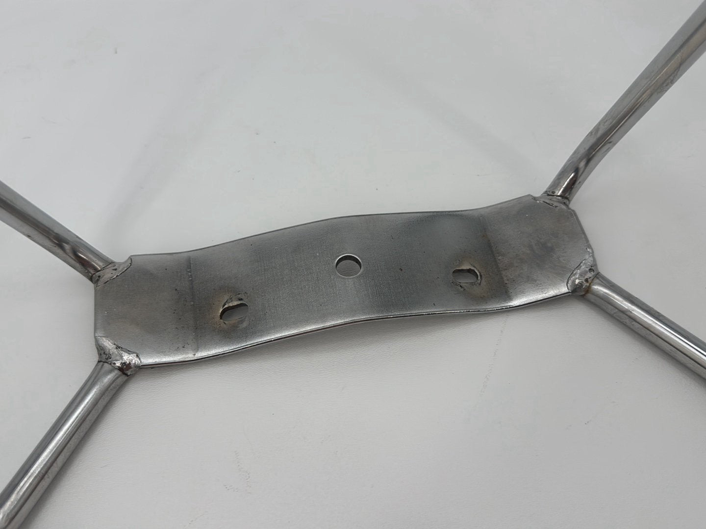 1999 - 2006 Harley-Davidson Touring Electra Glide Classic Rear Passenger Handrail Grab Bar Hand Rail  	91583-99